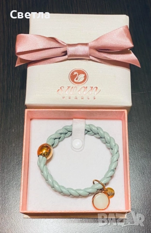 Елегантна Нова Гривна Swan Pearls SW008BE,20см,Au покритие, Естествена кожа, Перфектен подарък, снимка 2 - Гривни - 52477814