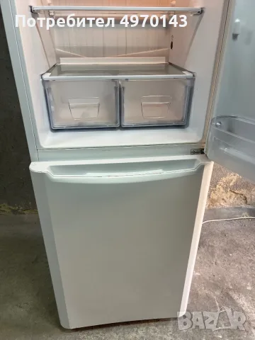 Хладилник с фризер INDESIT, снимка 6 - Хладилници - 56367587