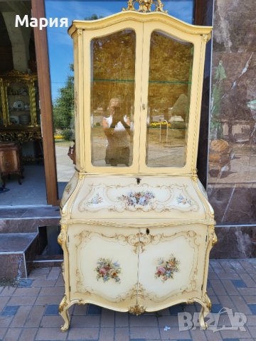 Италианска барокова витрина 022, снимка 1 - Секции и витрини - 41708180