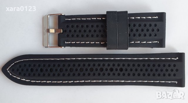 Черна силиконова каишка с бял конец 24мм., снимка 2 - Каишки за часовници - 41689579