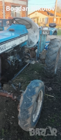 Продава се трактор шениун4х4 , снимка 4 - Селскостопанска техника - 52534846