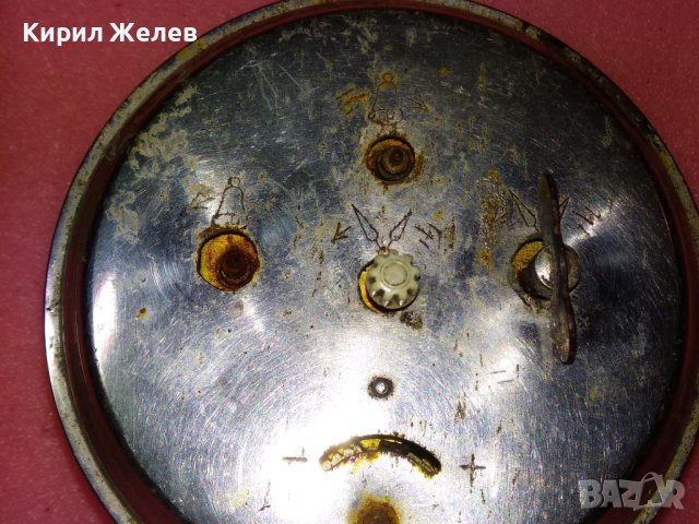 РОДИНА Стар КОЛЕКЦИОНЕРСКИ МЕХАНИЧЕН БЪЛГАРСКИ БУДИЛНИК РАНЕН СОЦ 13681, снимка 7 - Антикварни и старинни предмети - 44466080