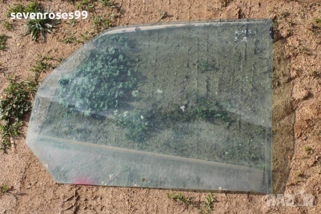 Стъкло задно дясно Рено Меган Сценик Renault Megane Scenic