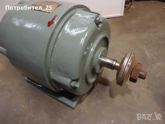 Трифазен шмиргел 1,1KW, снимка 2 - Електродвигатели - 56218570