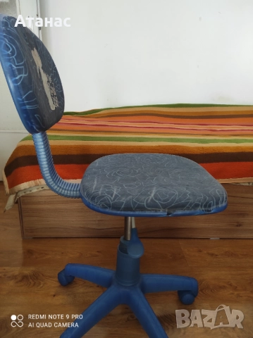 Продавам детски офис стол , снимка 2 - Столове - 52258608