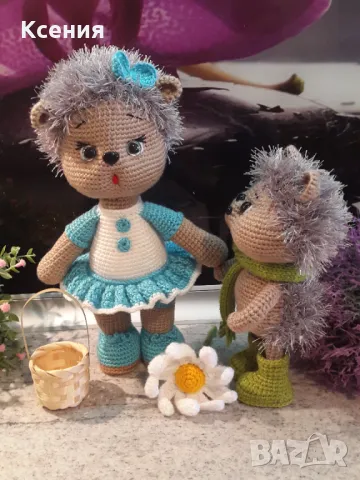 Плетена играчка ”Таралеж (семейство на разходка)”, Плетени, ръчно изработени, прекрасен подарък, снимка 1