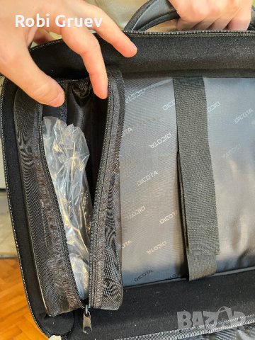 Чанта за лаптоп Dicota, снимка 6 - Лаптоп аксесоари - 41840623