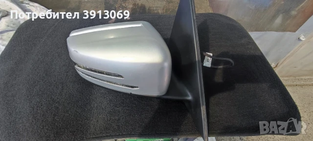 Продавам оригинално дясно електрическо огледало за Мерцедес W 204 от 2007 до 2014г , снимка 3 - Аксесоари и консумативи - 51382491
