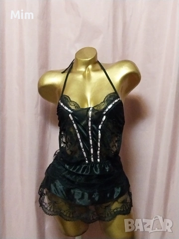 S Черна дантелена нощница , снимка 7 - Нощници - 53253342