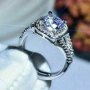 Дамски пръстен с бели циркони, снимка 1 - Пръстени - 41875303