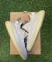 оригинални маратонки  Adidas Yeezy Boost 350 V2 Cream White Triple Core  номер 44 -45 1/3  , снимка 6