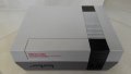 ретро конзола Nintendo NES 1985 год. + дискета със 168 игри, снимка 1 - Nintendo конзоли - 41489700