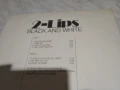 2-Lips Black and White голяма плоча, снимка 3