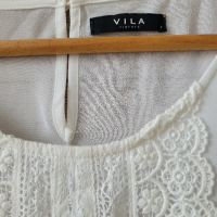 Бяла официална блуза с дантела VILA , снимка 3 - Блузи с дълъг ръкав и пуловери - 44804911