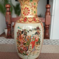 Продавам 3 броя красиви и стари вази.Китай.Обявената цена е за всичките.Голямата е маркирана., снимка 8 - Антикварни и старинни предмети - 40479583