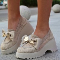 Обувки на платформа - бежови - BR678, снимка 1 - Дамски ежедневни обувки - 41799143