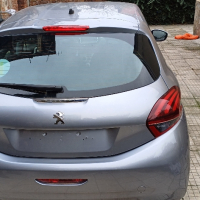 Пежо 208/ Peugeot 208 1.2 бензин, снимка 2 - Автомобили и джипове - 44728348