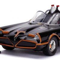 Метален автомобил Batman Classic Batmobile 1966 Jada Toys 1/32 - 253213002, снимка 1 - Коли, камиони, мотори, писти - 38785201