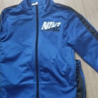 Детски спортен екип Nike 122-128, снимка 5 - Детски анцузи и суичери - 41834405