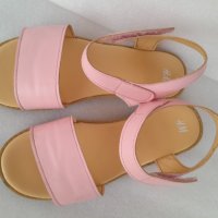 Розови сандали H&M, 32 номер , снимка 2 - Детски сандали и чехли - 41957664