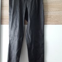 Кожен панталон ZARA S нов с етикет.с ципове на крачолите , снимка 1 - Панталони - 35955585
