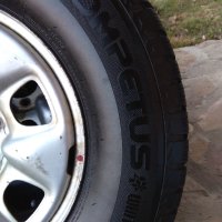 Зимни гуми Lassa, 245/70R16, с джантите, 6 х 139.7 mm. Цена 750 лв., снимка 3 - Гуми и джанти - 41980042