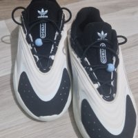 Adidas Originals Ozelia, снимка 4 - Маратонки - 42676688