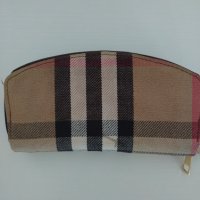 Дамско портмоне    Burberry, снимка 3 - Портфейли, портмонета - 41577279