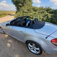 Mercedes-Benz SLK 350 7G-TRONIC, снимка 2 - Автомобили и джипове - 36191656