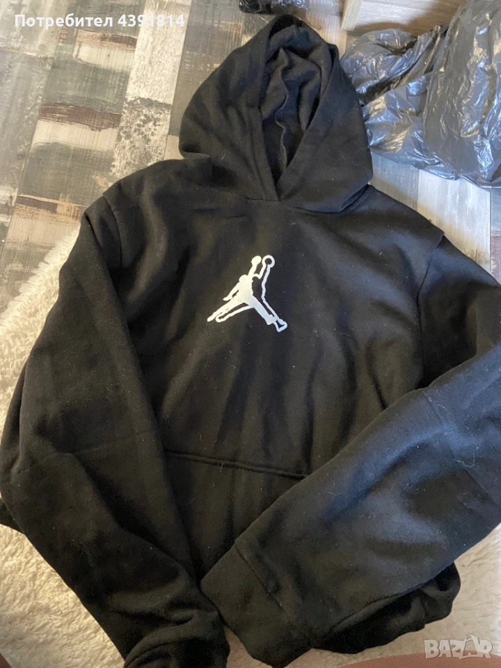 Разпродажба на ненужни дрехи , снимка 1