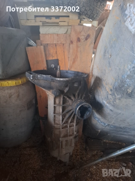 Скоростна кутия от Мерцедес МВ 100, снимка 1