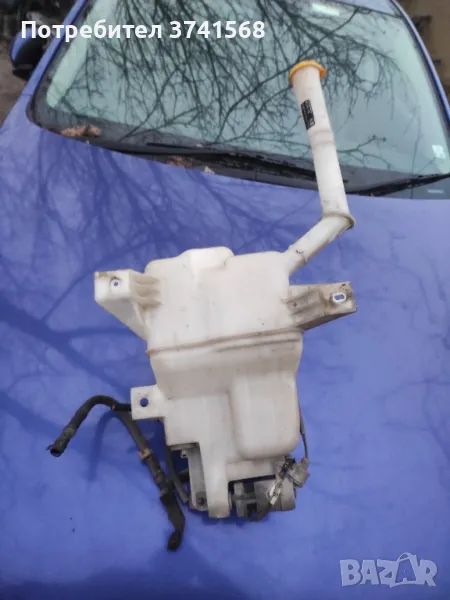 продавам казанчето за чистачки Мазда 6 2008 година , снимка 1