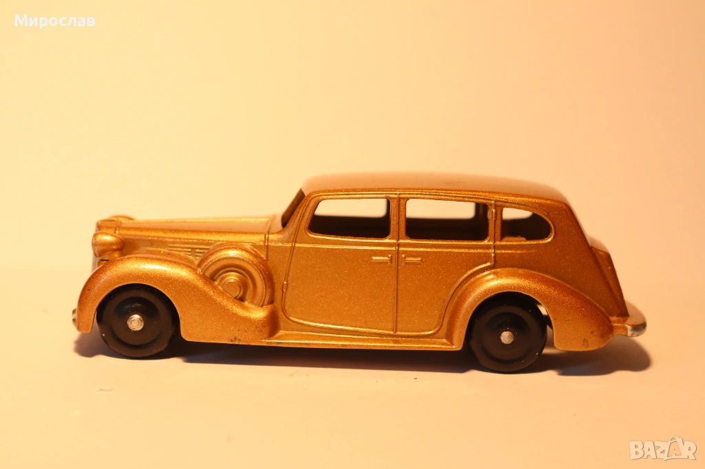 DINKY TOYS PACKARD КОЛИЧКА МОДЕЛ, снимка 1