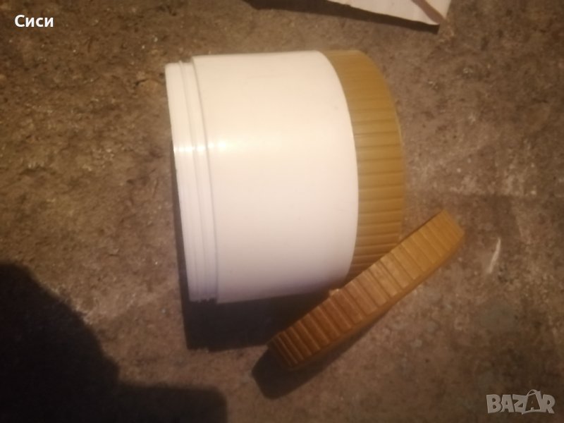 Кутия с капак винт , снимка 1