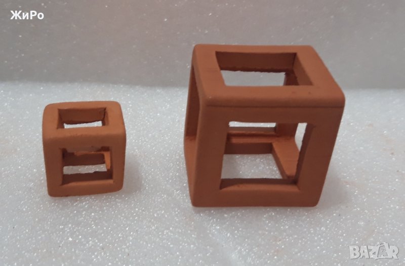 Керамична декорация тип Малко Кубче, снимка 1