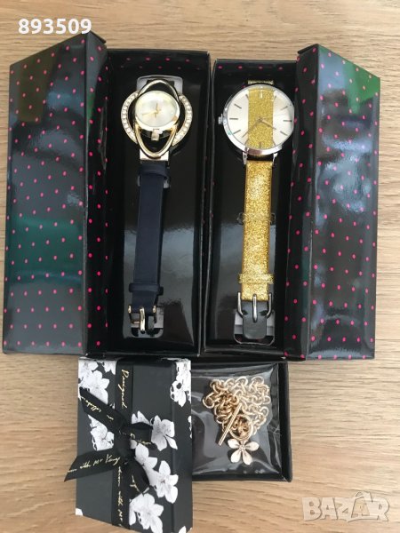 Часовници и гривна от Avon, снимка 1