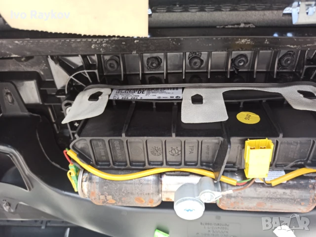 Табло .Арматурно за VW Passat 6 , 3C1 857 003 SW , снимка 12 - Части - 51393257