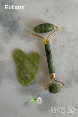 Нефритен масажор за лице с 2 ролки + плосък нефритен камък 