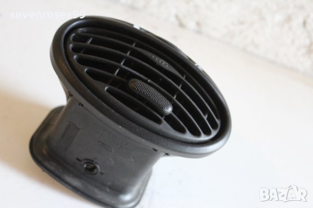 Духалка табло централна лява дясна Форд Фокус 1 1.8tdci 90 Ford Focus 2000 хечбек 98AB19893AKW, снимка 2 - Части - 42548886