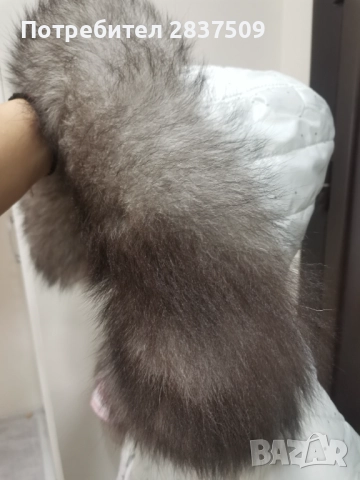 Зимно яке с естествен пух на качулката, снимка 3 - Детски якета и елеци - 52121347