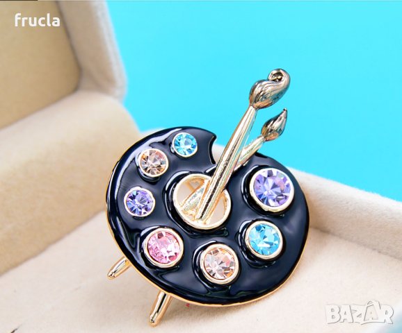 Брошка за дрехи за Художник / Творец - Палитра в Други в гр. Бяла ...