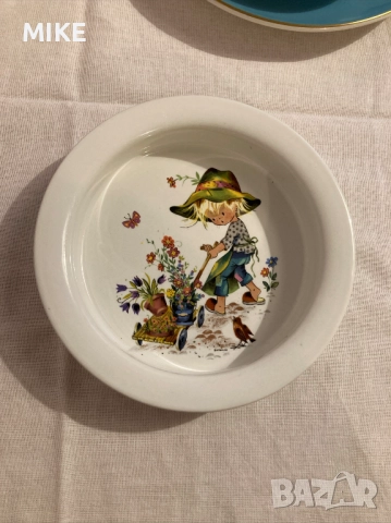 Порцеланови чинийки, снимка 10 - Чинии - 52333427