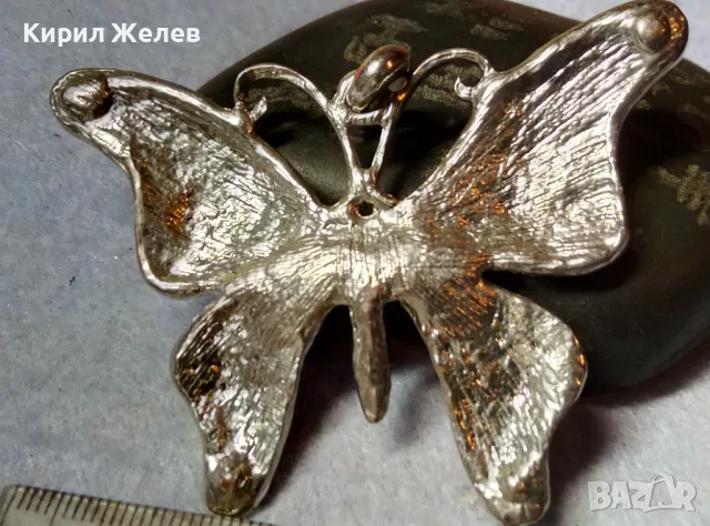 ПРЕЛЕСТА ФЕШЪН АРТ ВИСУЛКА ЕМАЙЛИРАН ФИГУРАЛЕН СРЕБРИСТ МЕДАЛЬОН ПЕПЕРУДА с КРИСТАЛЧЕТА 48820, снимка 2 - Колиета, медальони, синджири - 48842388