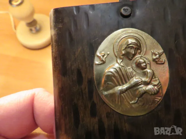Старинен православен меден иконостас, триптих с Богородица и младенеца - 22х 10 см  Исус Христос, снимка 4 - Антикварни и старинни предмети - 50026667