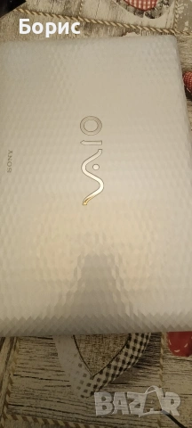 лаптоп sony vaio много запазен без забележки, снимка 2 - Лаптопи за работа - 53288569
