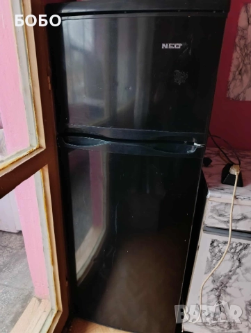 Хладилник с фризер Neo - черен