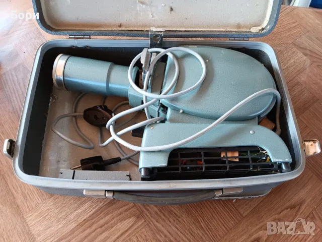 Leitz Prado Прожекционен апарат