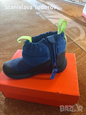 Adidas ботушки , снимка 3 - Детски боти и ботуши - 52256104