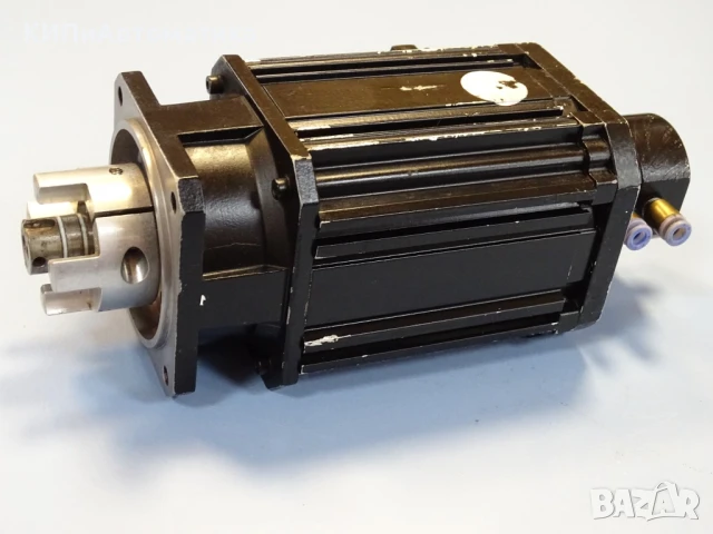 серво мотор ESR Pollmeier MR 4206.3309 Brushless Servomotor, снимка 9 - Резервни части за машини - 51261925