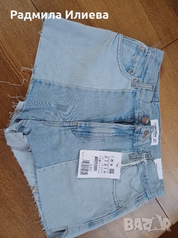 Нови , дънкови панталонки Pull & Bear Размер 34 и 36, снимка 2 - Къси панталони и бермуди - 51278298